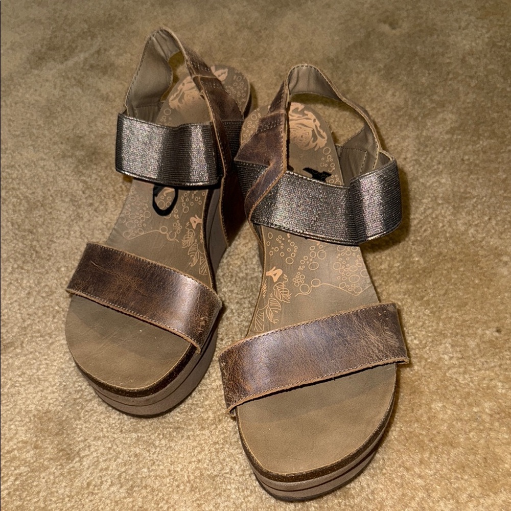 Stylish Brown Women's Sandals
